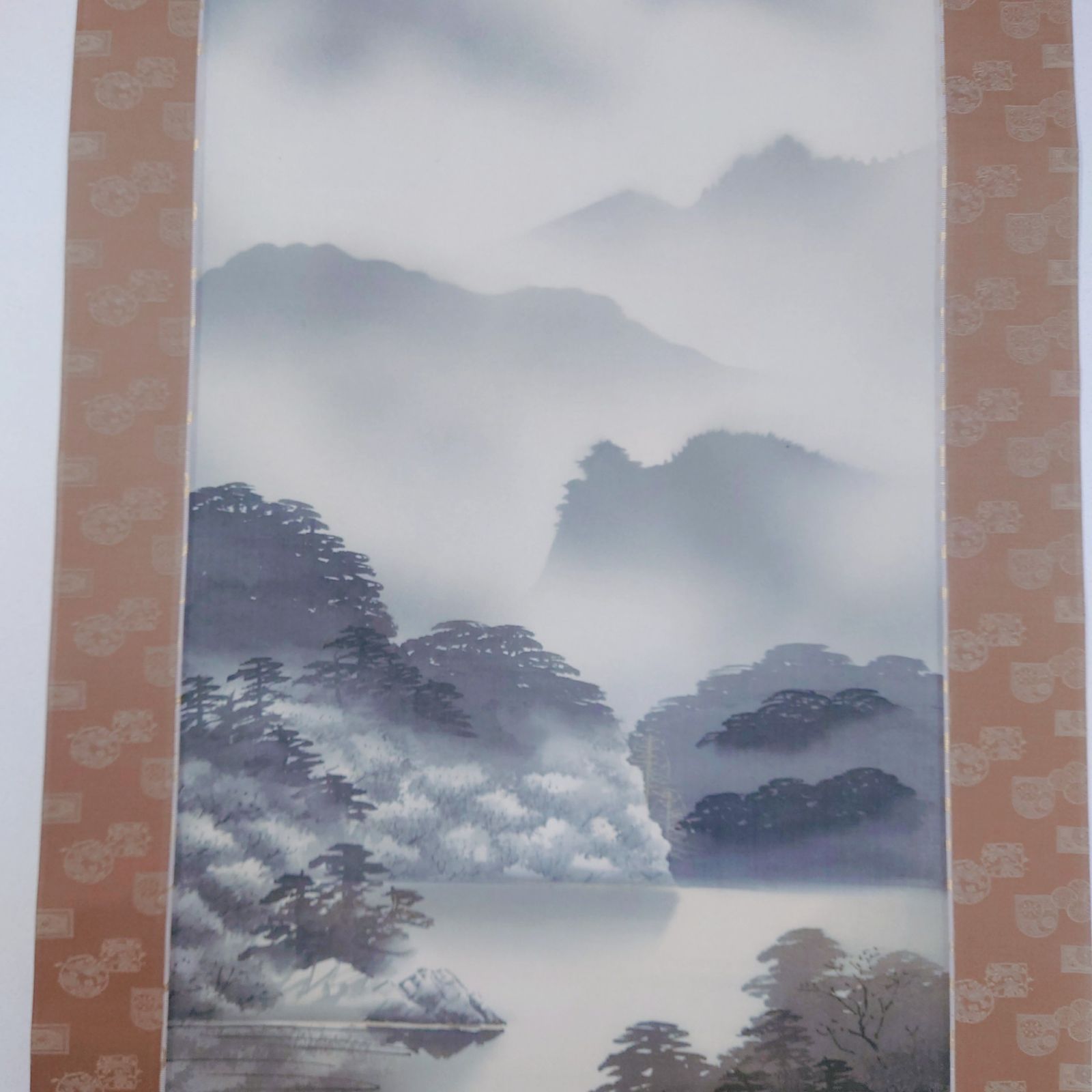 観賞用 掛軸 掛け軸 水墨山水 桐箱入り 西脇青樹 日常掛 常掛け 年中