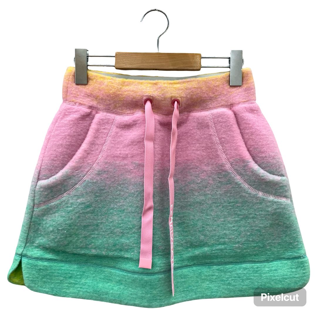 （新品）パーリーゲイツ 、ロゴグラデーション柄シリーズ、セットアップ、サイズ0 新品）パーリーゲイツ 、ロゴグラデーション柄シリーズ、セットアップ