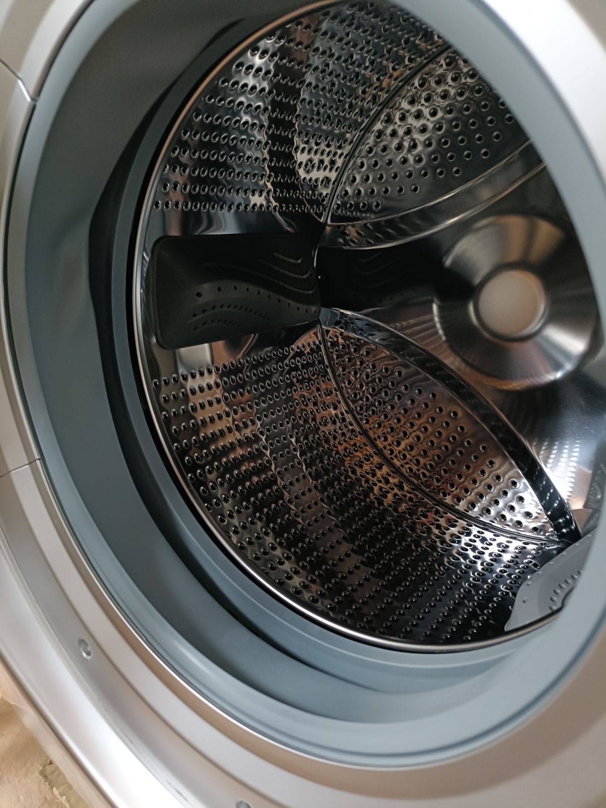 ヤマダオリジナル RORO ドラム式洗濯乾燥機 YWM-YV90N 2025年製 洗濯