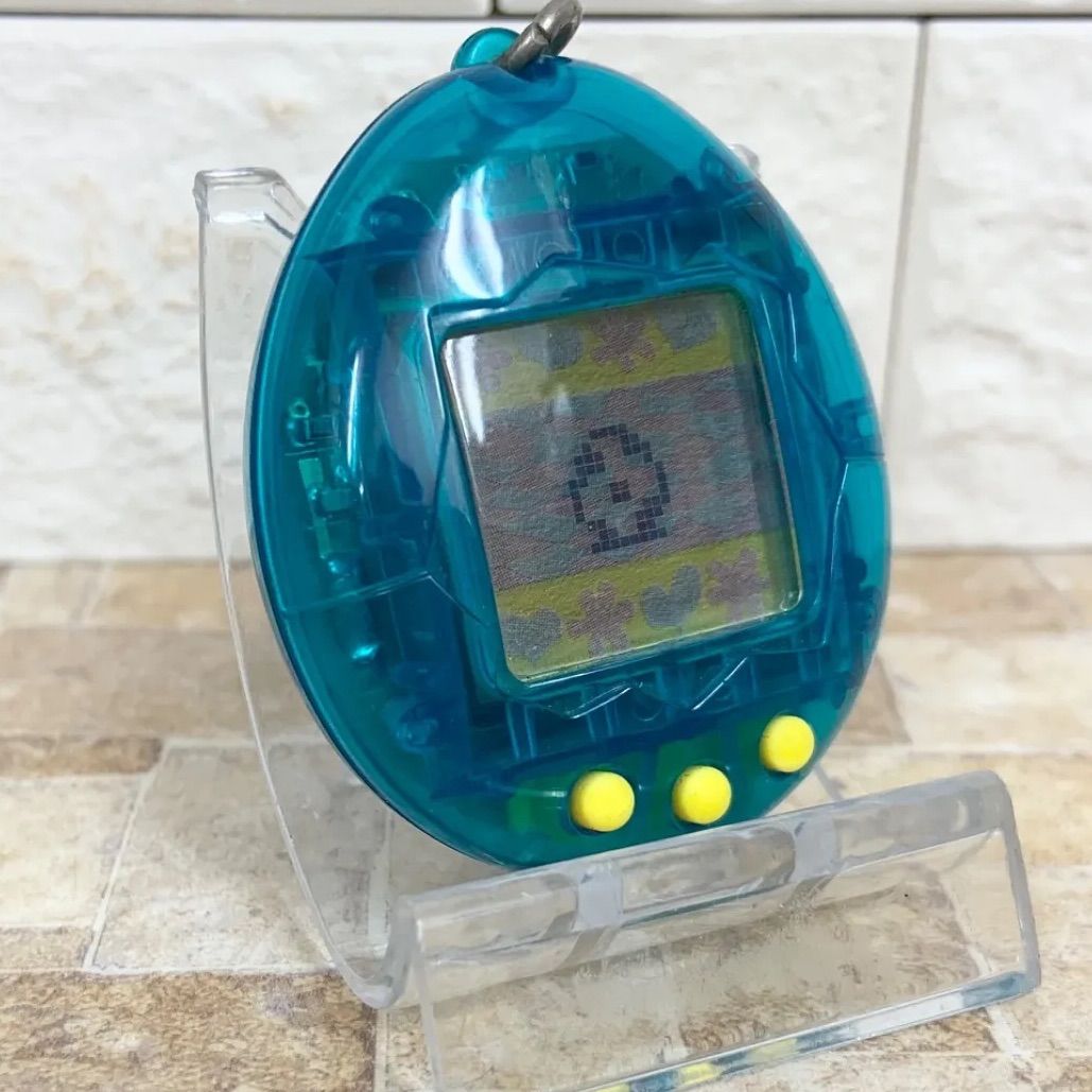 海で発見‼︎たまごっち 動作確認済み スケルトン カラーブルー レア1997年製 動作確認済】たまごっち 本体のみ ブルー クリア スケルトン BANDAI