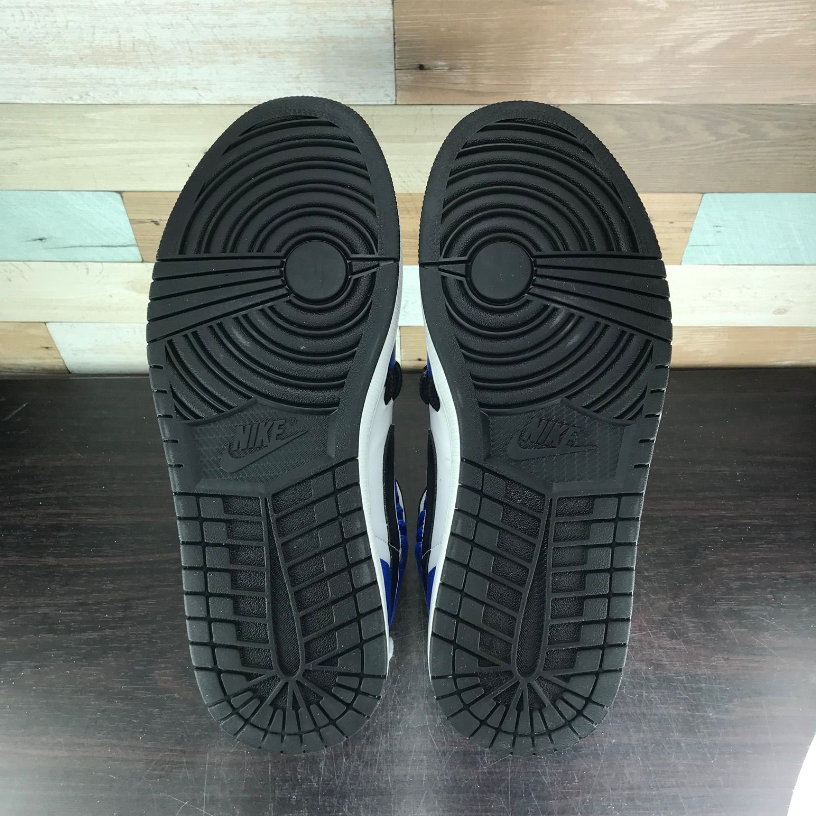ビックサイズ 人気 NIKE AIR JORDAN 1 MID SISTERHOOD ナイキ エア 