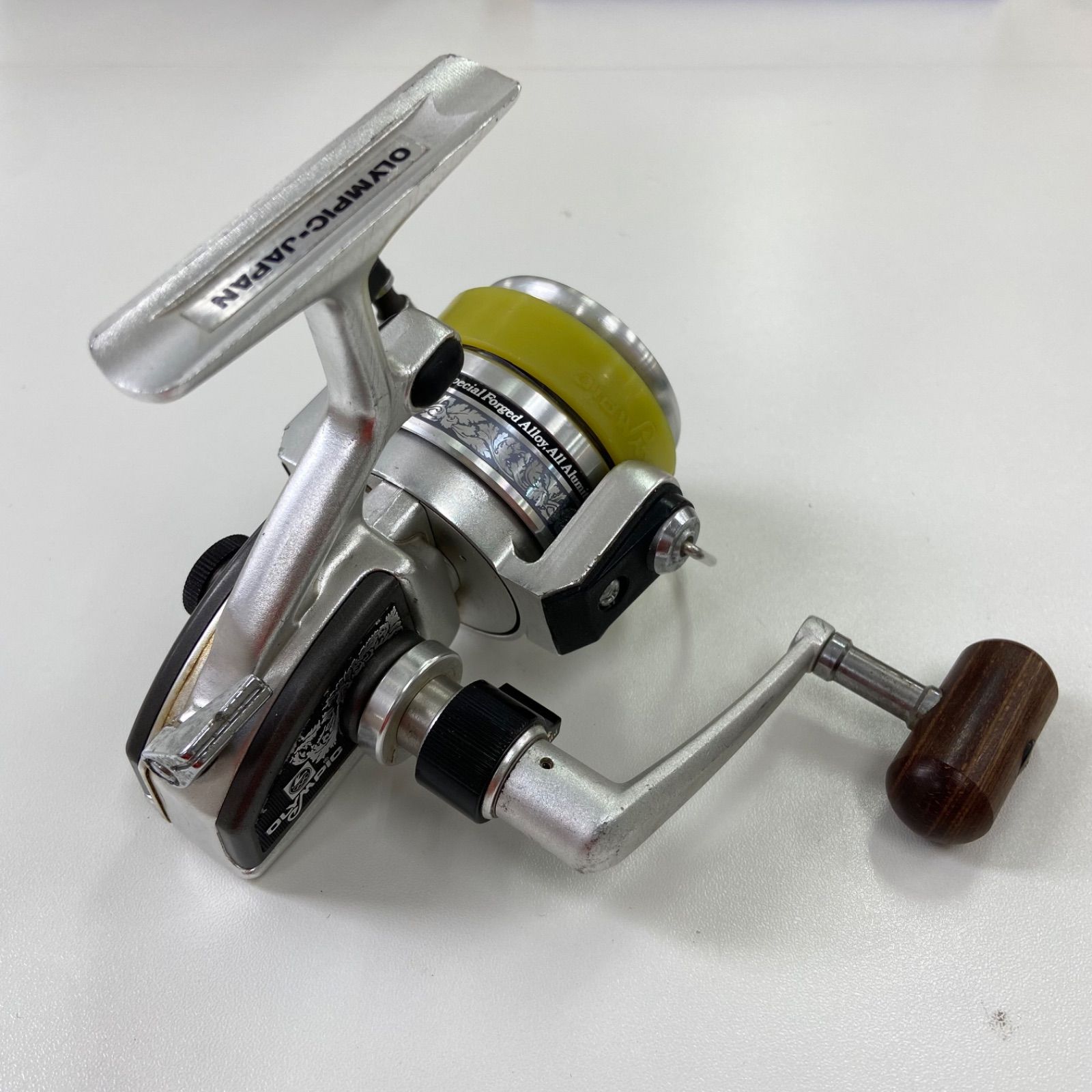 ☆【状態良好】【レトロ】OLYMPIC オリムピック スピニングリール