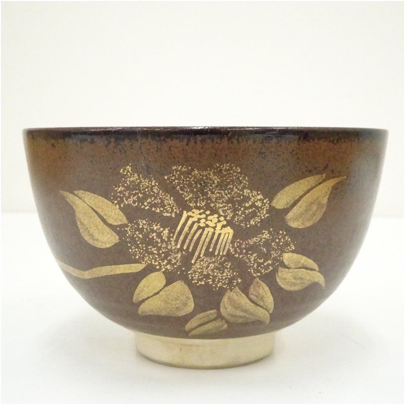 九谷焼 泉峯造 金彩牡丹図茶碗（保護箱） 茶道 抹茶 おしゃれ 抹茶茶碗