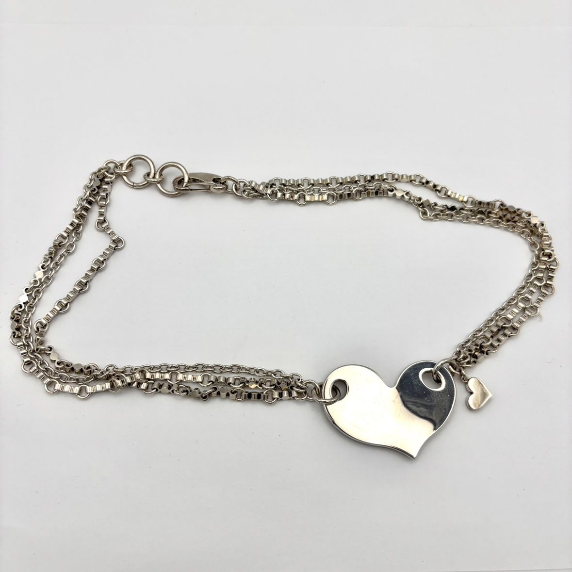大幅お値下げ中！！【中古品】Folli Follie チャーム付きブレスレット