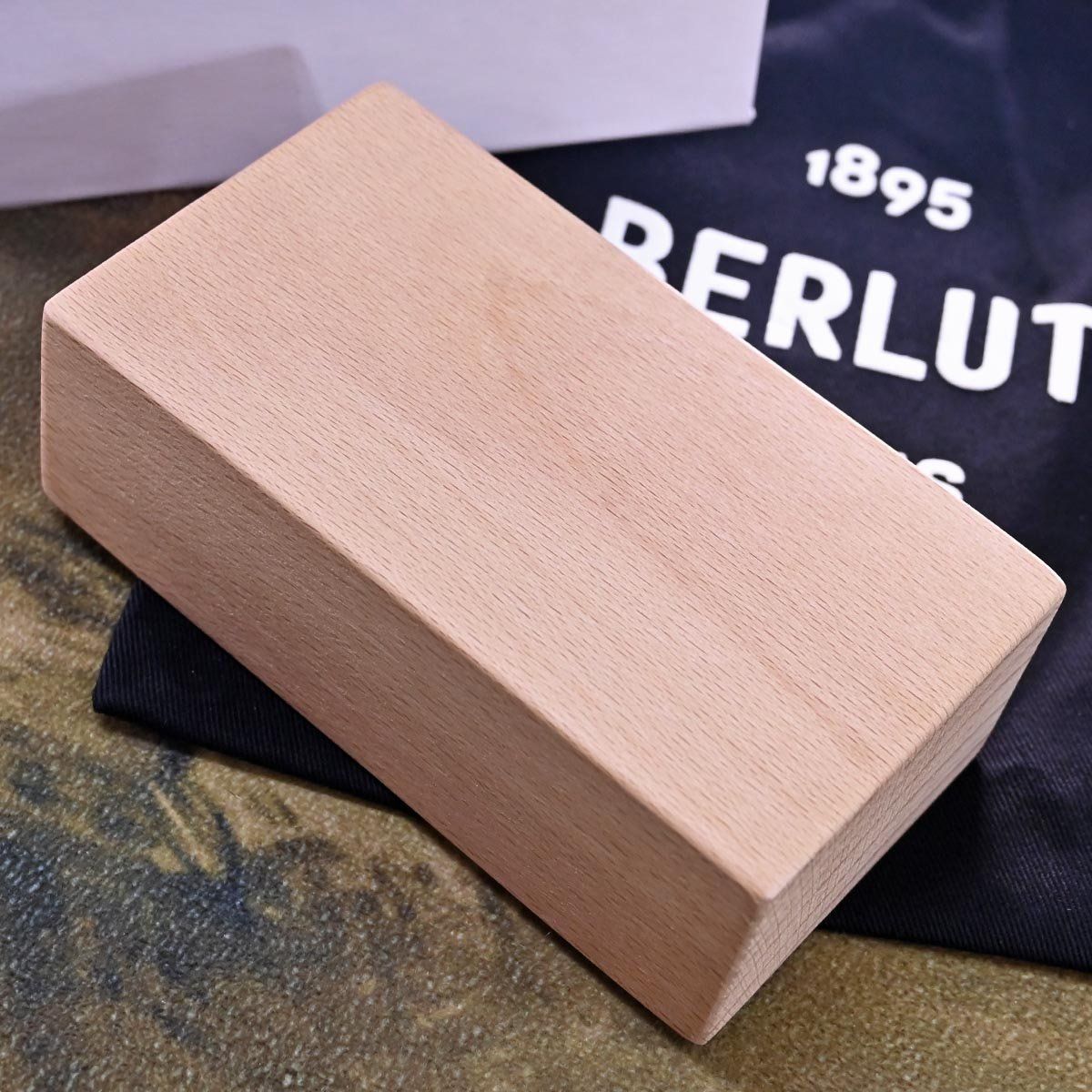 本物 新品 ベルルッティ 顧客限定 非売品 クリスヴァンアッシュ ウッド