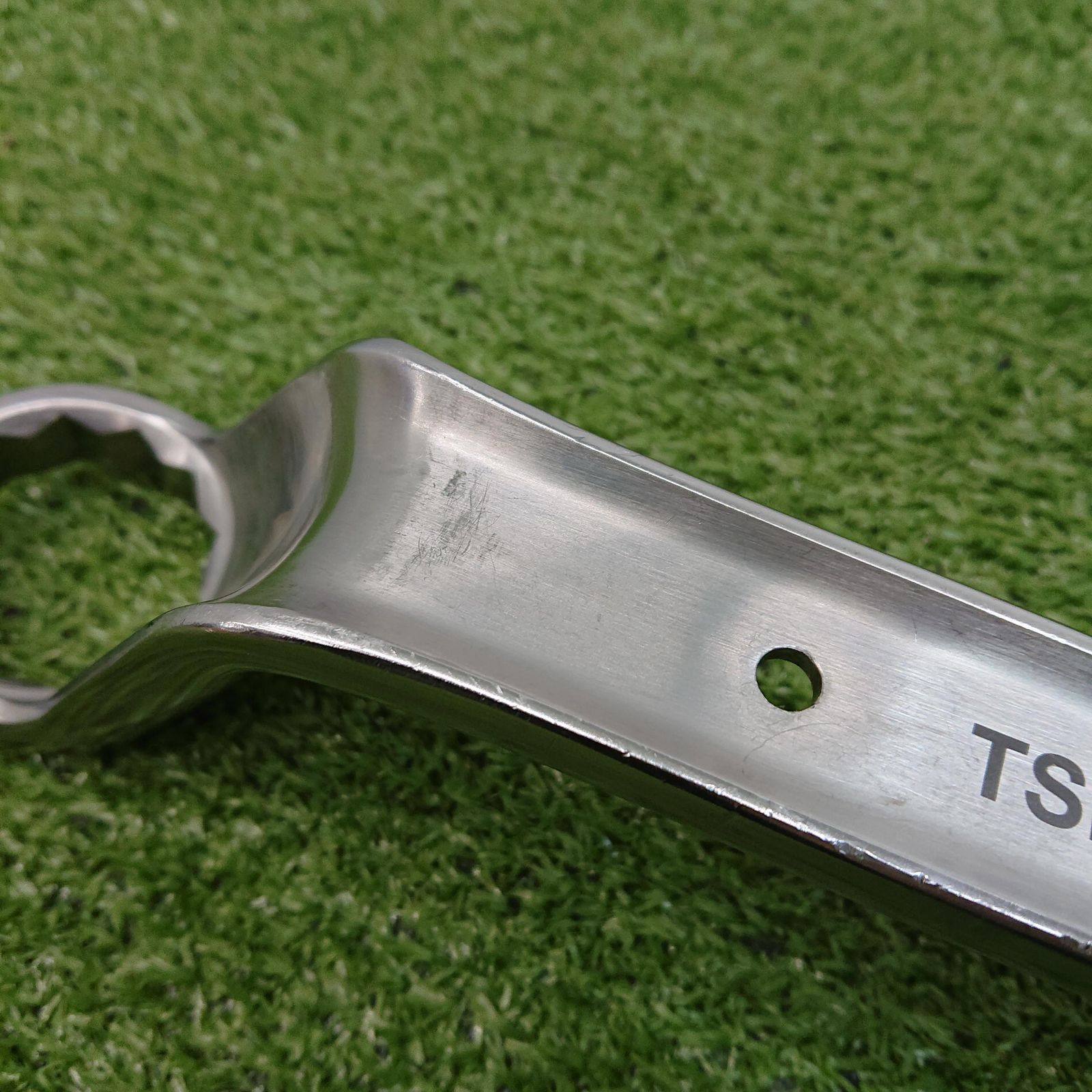 中古品】TONE TSM-22 チタンシノ付メガネレンチ トルシャーボルト 傷 