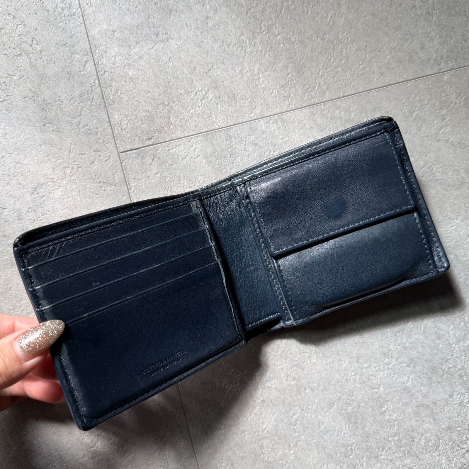 BOTTEGA VENETA ボッテガヴェネタ イントレチャート 二つ折り財布 