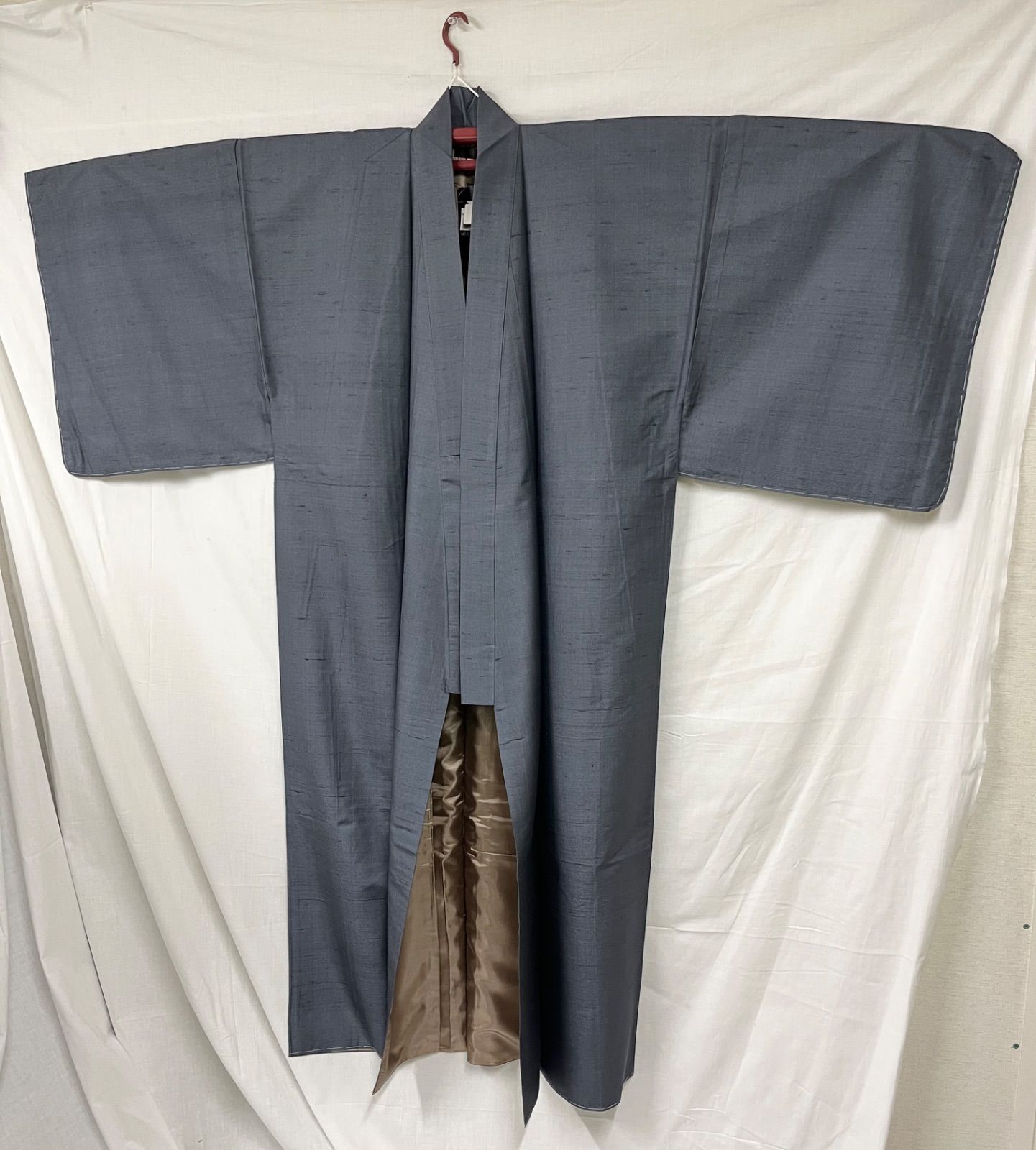 【未使用品】 美品　メンズ　きもの　和達人　着物　紳士　正絹　シルク　紬　アンサンブル　LL　絹100％　グレー　２