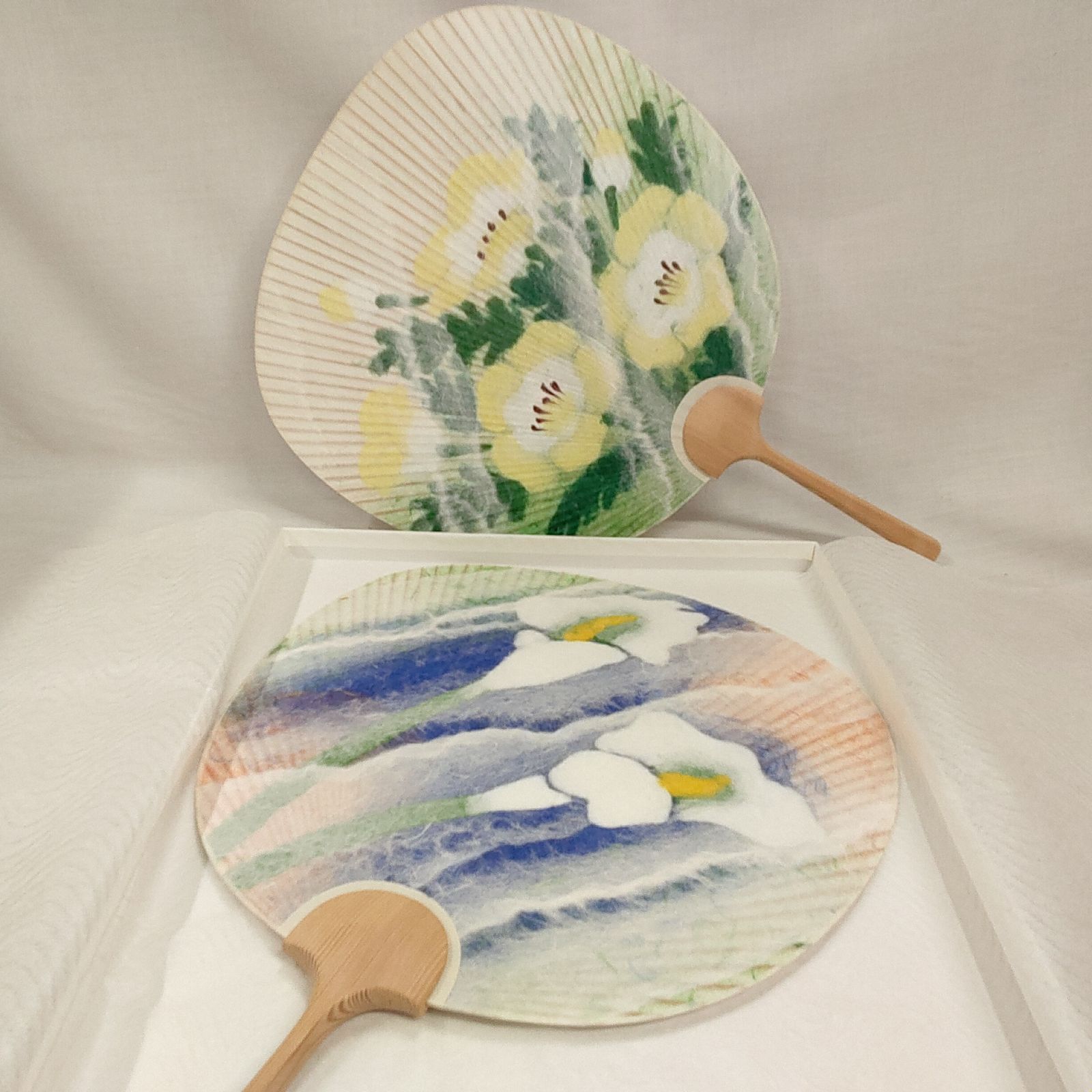 未使用・美品・うちわ 2柄 涼 一生工房 人間国宝 山内一生 小原工芸紙