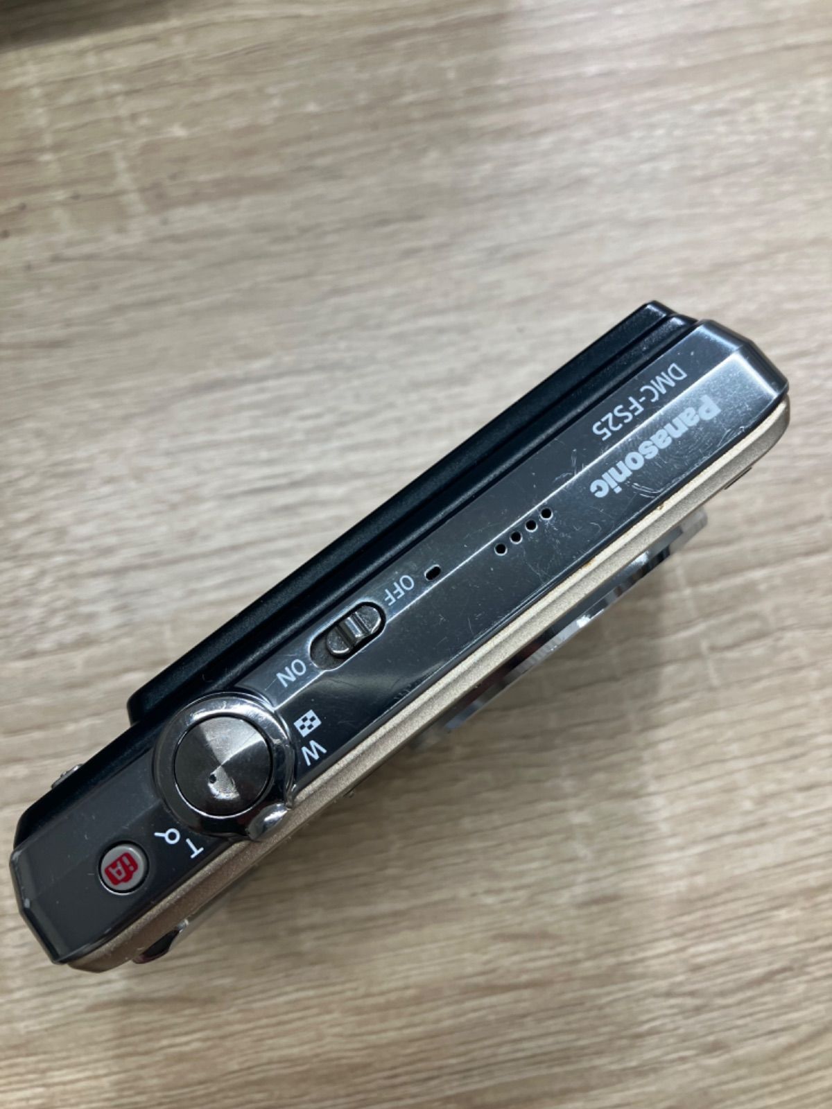 ○3 【通電操作確認済み】 panasonic LUMIX DMC-FS25 デジタルカメラ