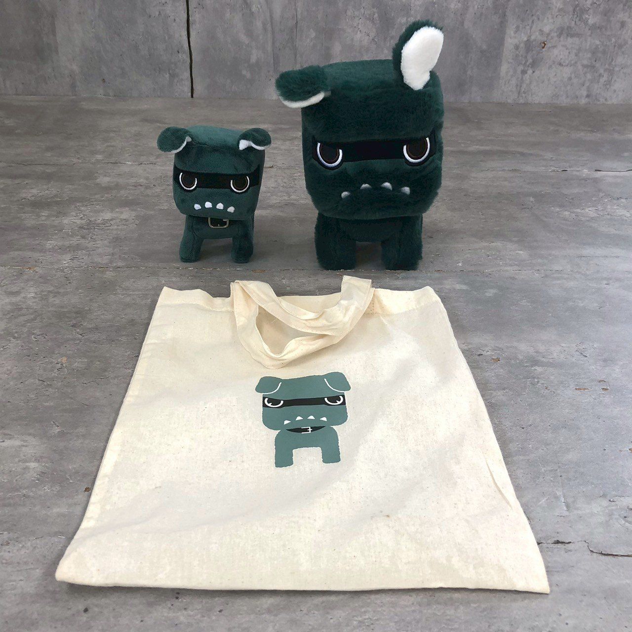 まとめ売り 手のりデリ丸 ぬいぐるみ おまけ付き - メルカリ