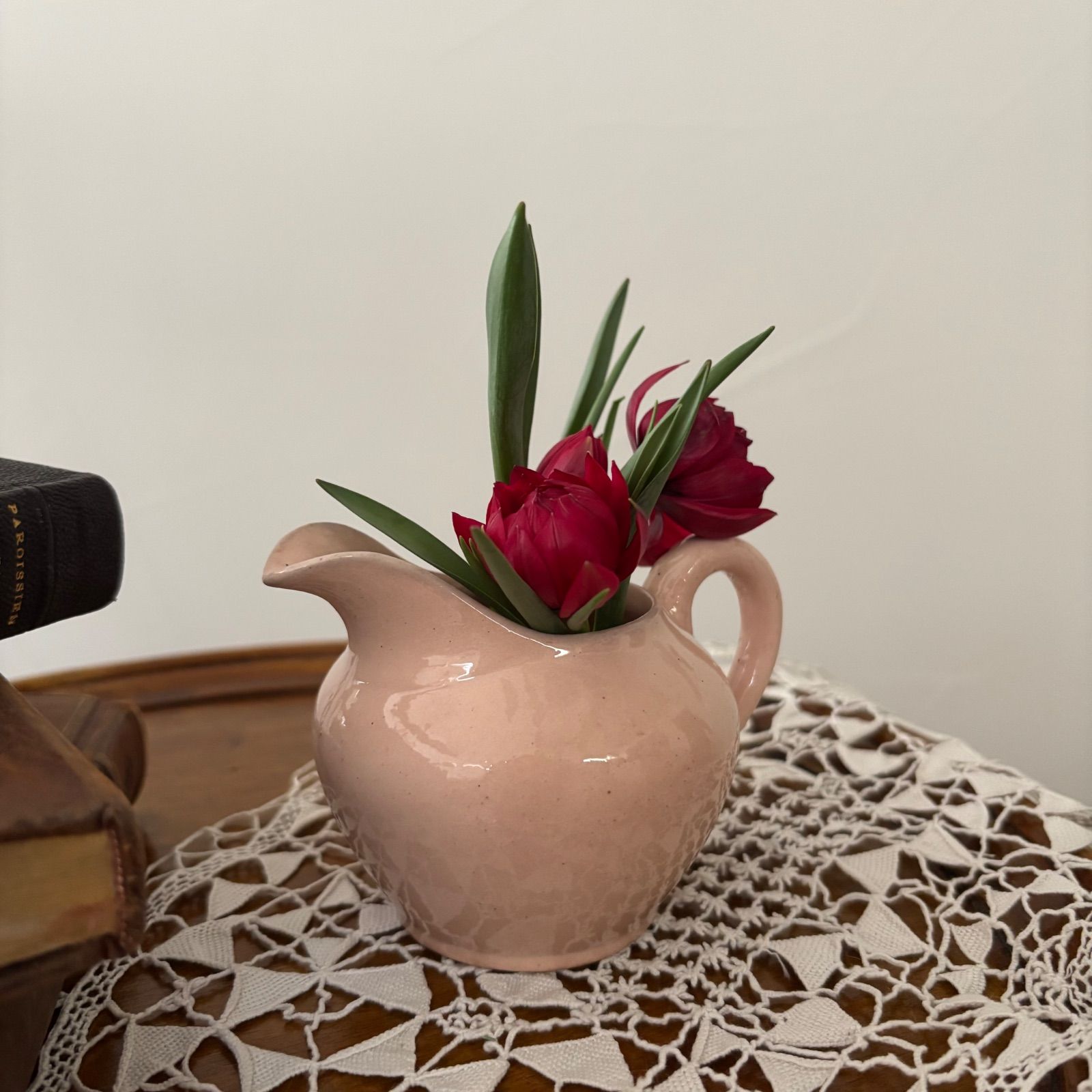 フランスアンティーク サルグミンヌパウダーピンクのミルクジャグ