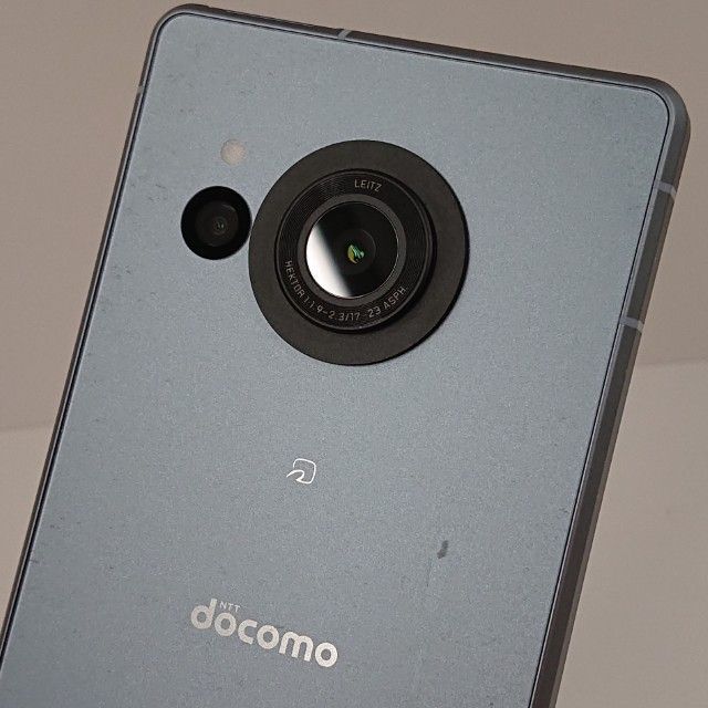 AQUOS R8 SH-52D ドコモ ブルー 送料無料 本体 c17258 - メルカリ