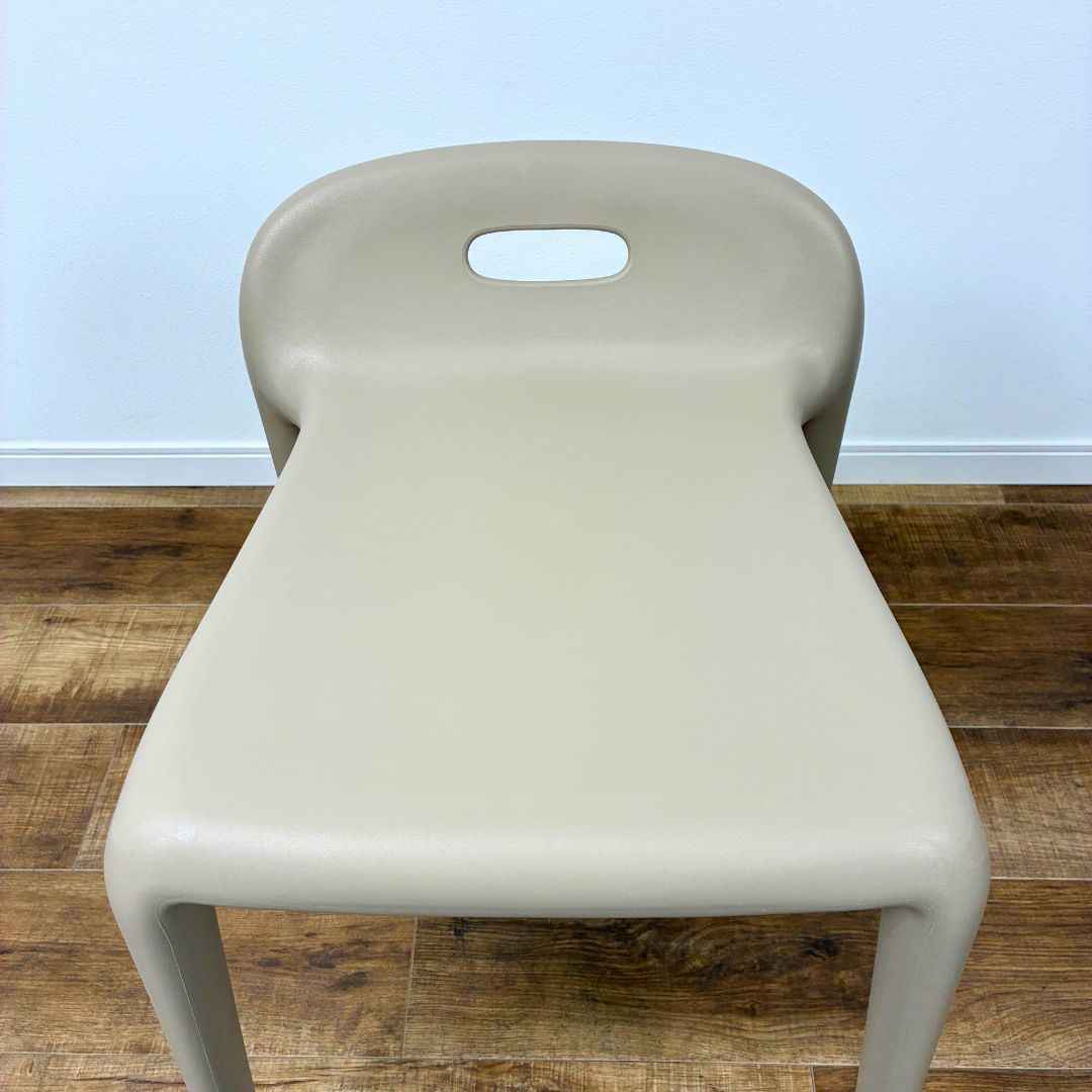未使用品】MAGIS マジス YUYU beige ユユ スツール デザイナーズ家具