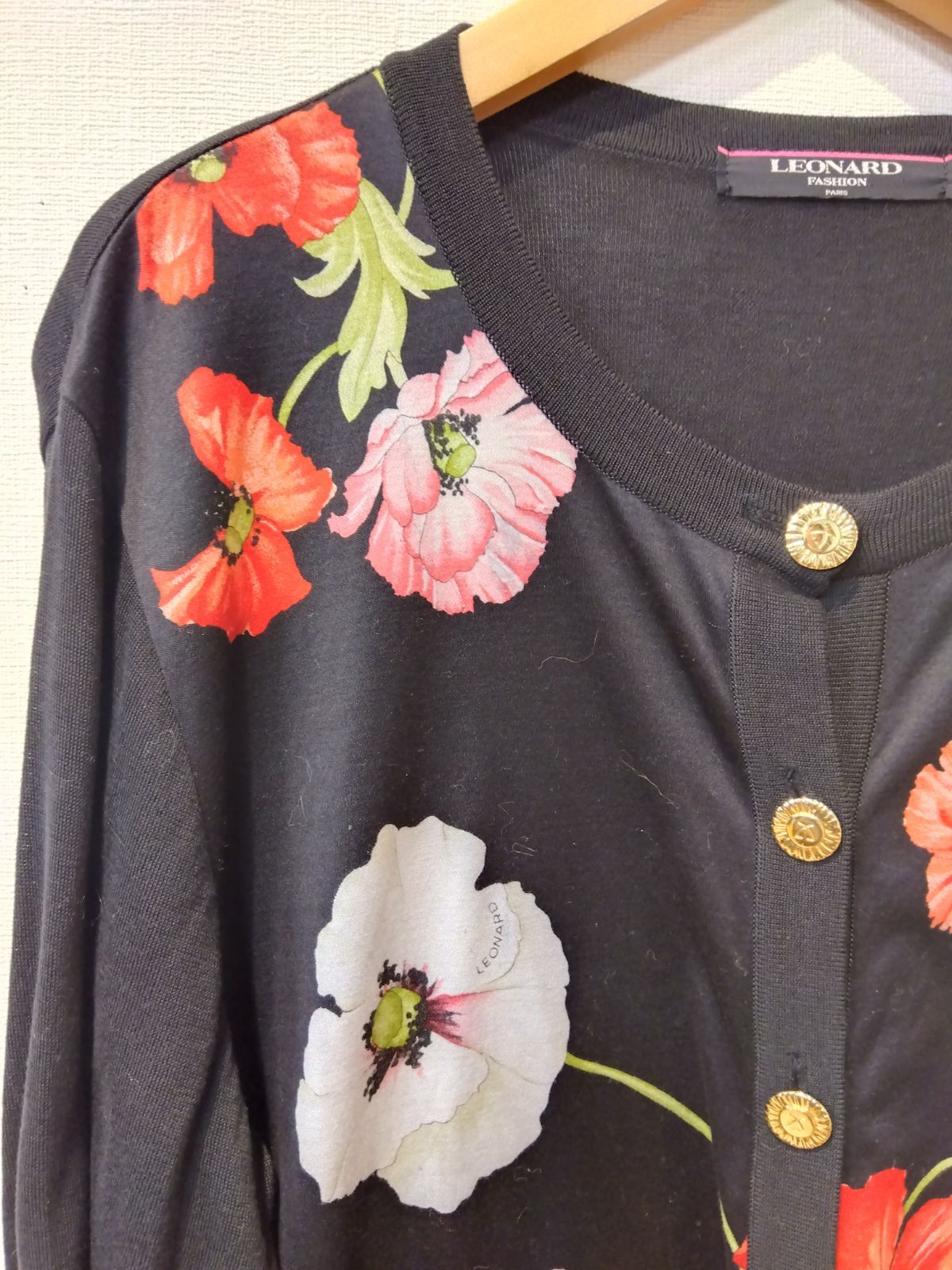 M20 LEONARD レオナール トップス カーディガン 黒系 柄 綿100％ M