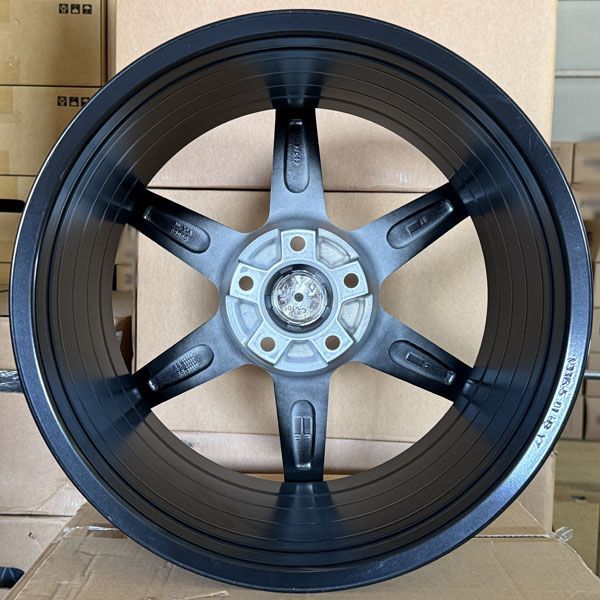 SHOGUN A1 ホイール　新品タイヤ付き ラス1 2本セット SHOGUN A1 新品 18インチ 17×9.5J+20 PCD 114.3 5穴