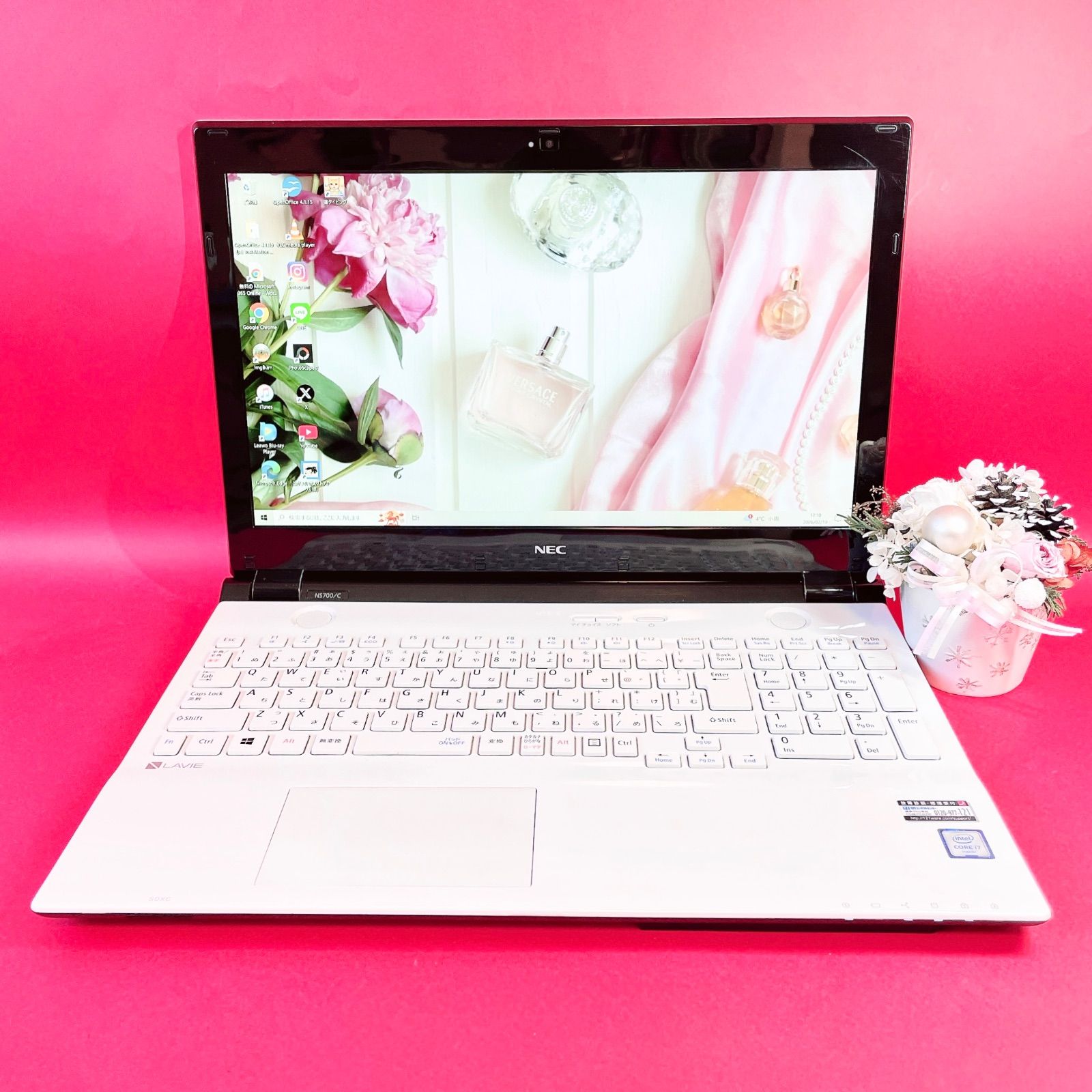 ブルーレイ見れる️たっぷり大容量1TB✨️Corei7✨️ノートパソコン 
