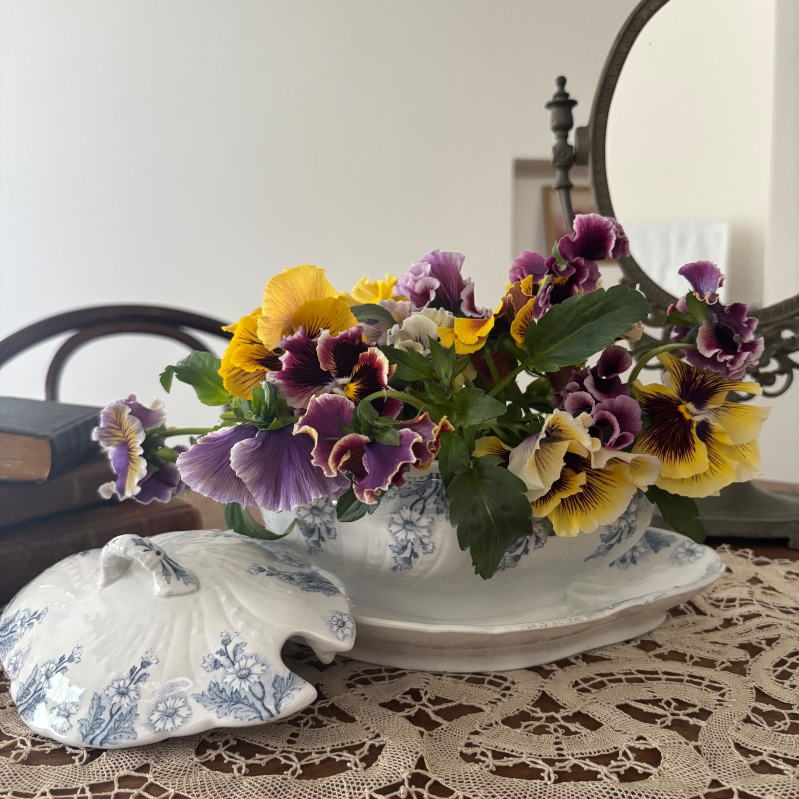 𖦞美品𖦞リュネビル窯『LUC』シリーズ蓋付きソーシエール フランス