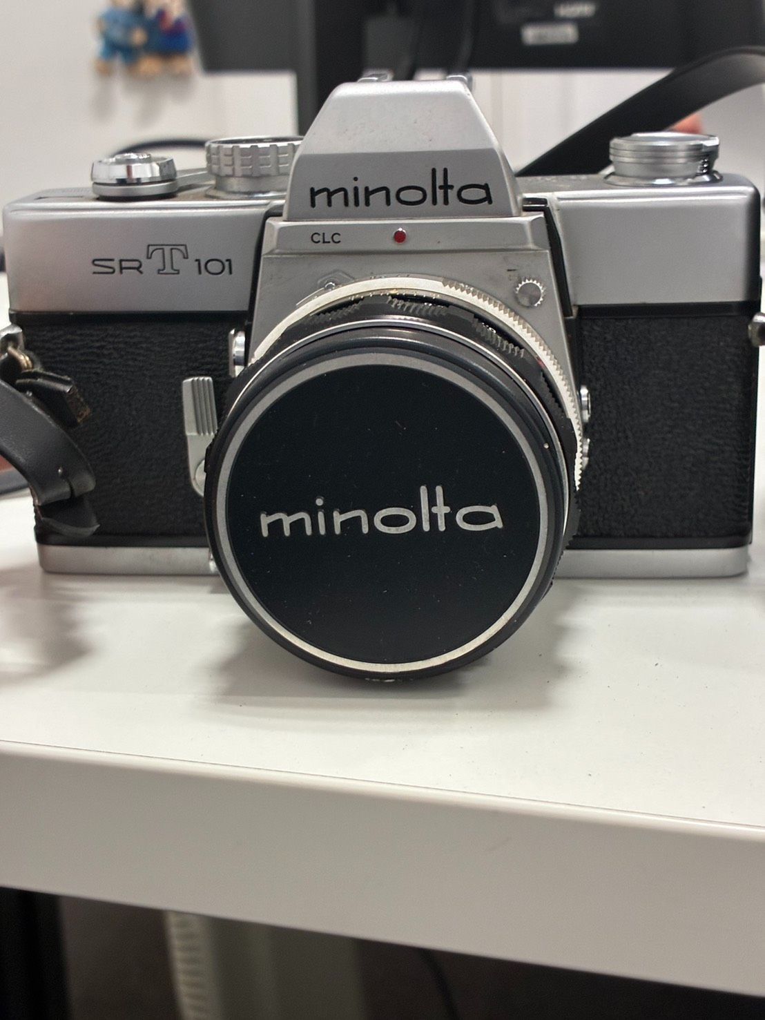 ミノルタ SRT101 フイルムカメラ ジャンク品 - メルカリ