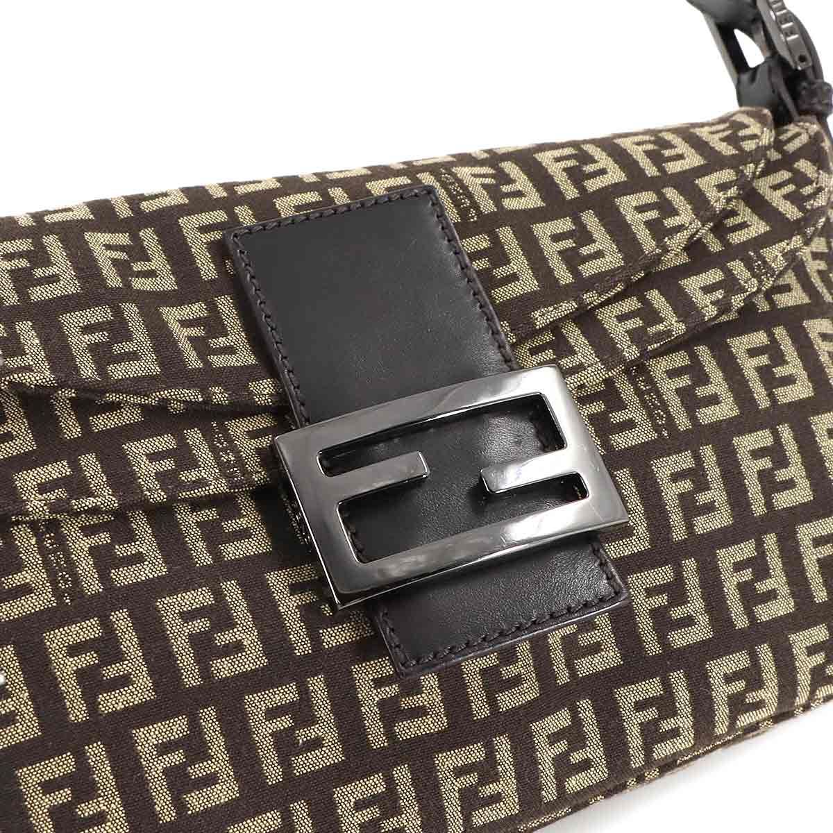 新品同様 フェンディ FENDI ズッキーノ マンマバケット ショルダー