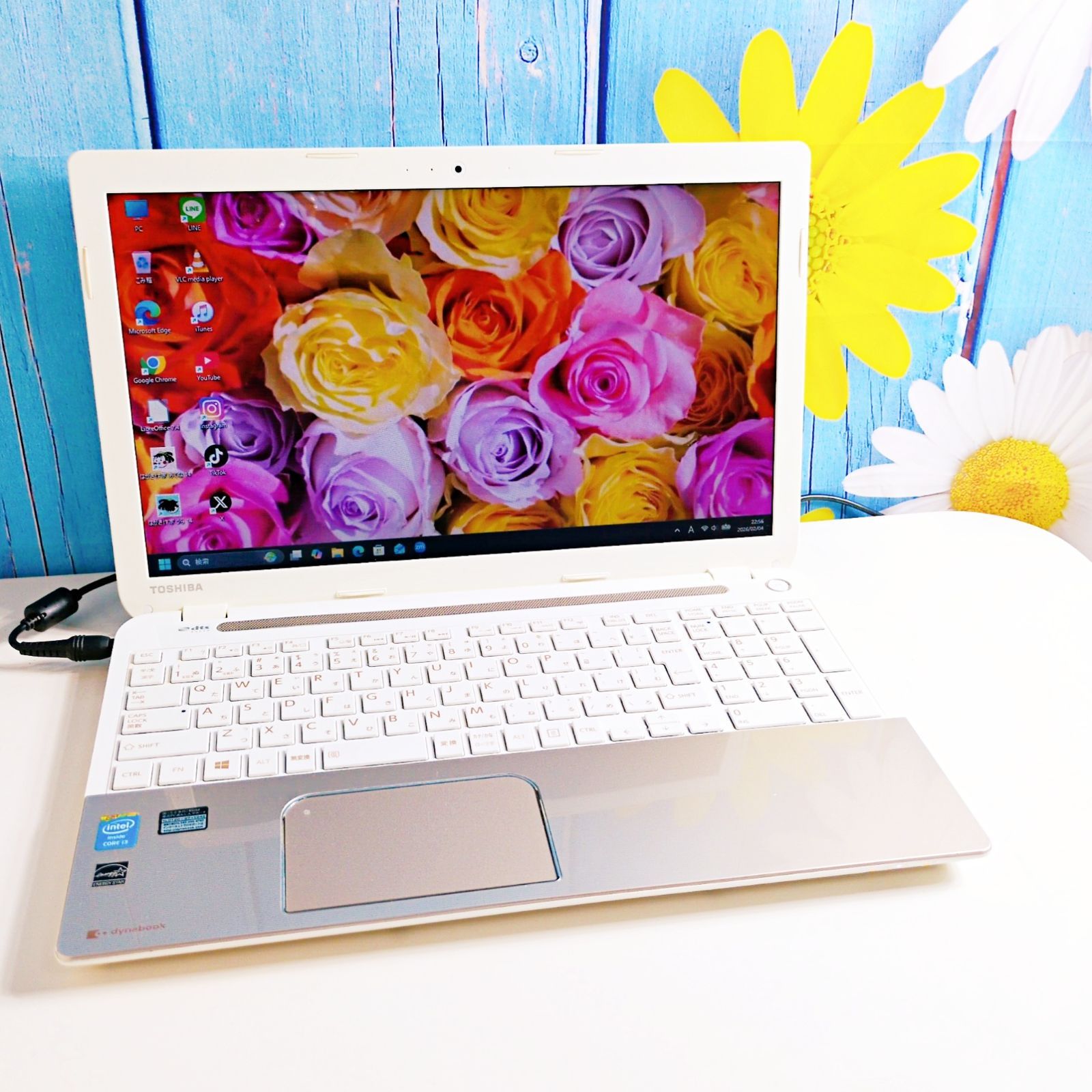 美品 Windows11✨TOSHIBA薄型ノートPC SSD240GBで快適初心者女性おすすめ