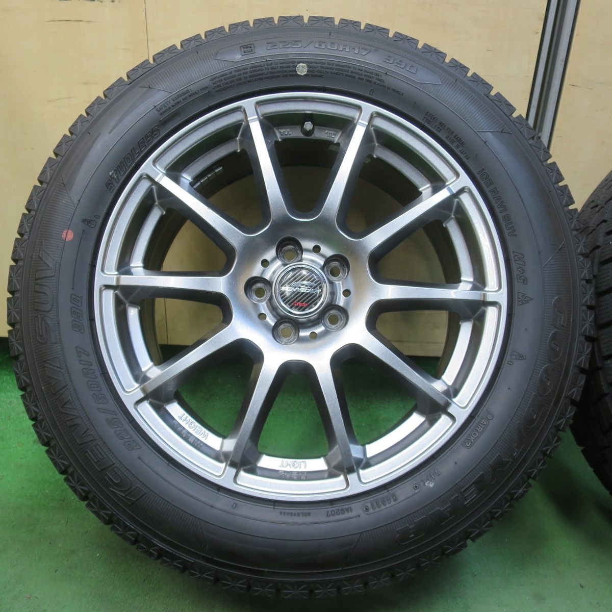 バリ溝！9.5分以上☆フォレスター 等 225/60R17 スタッドレス 