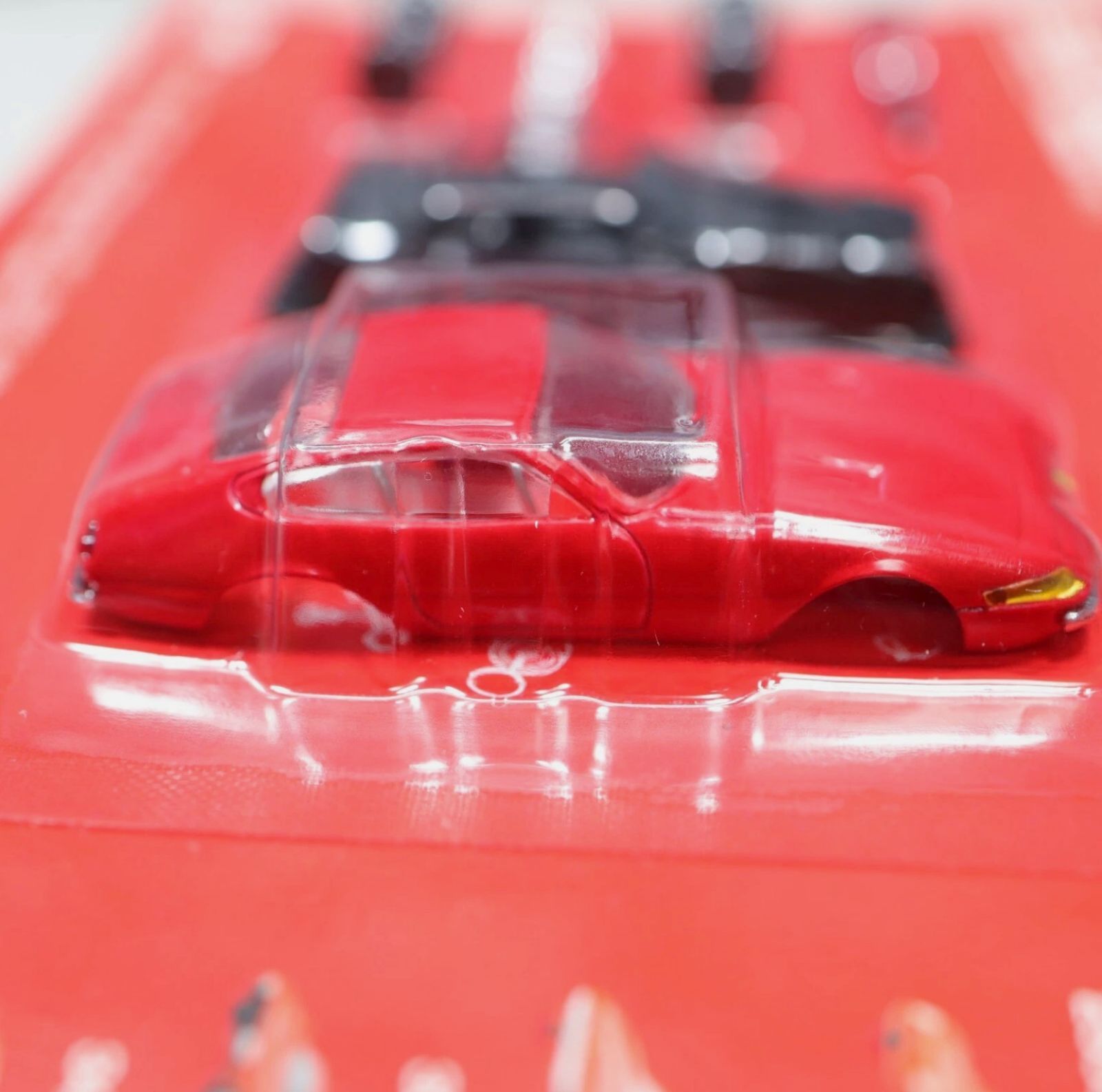 フェラーリ Ferrari 365GTB/4 ダイドー 1/64 ミニカーキット デミタス