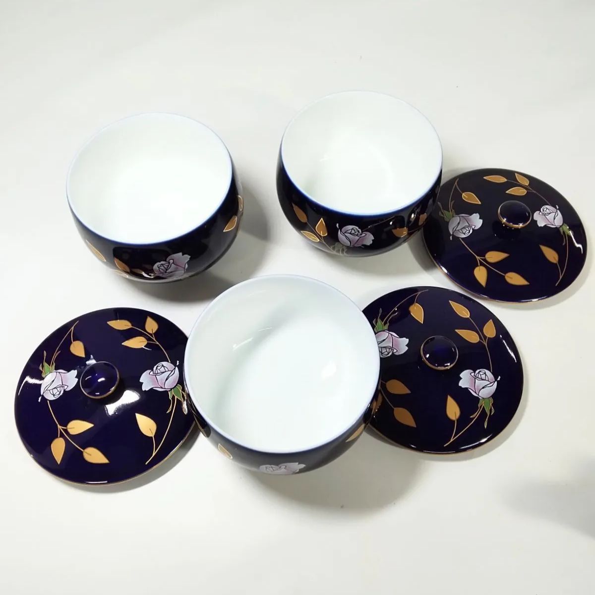 香蘭社 瑠璃 金彩色薔薇文 急須1個 蓋付湯呑み5客 茶器 《NO 01195