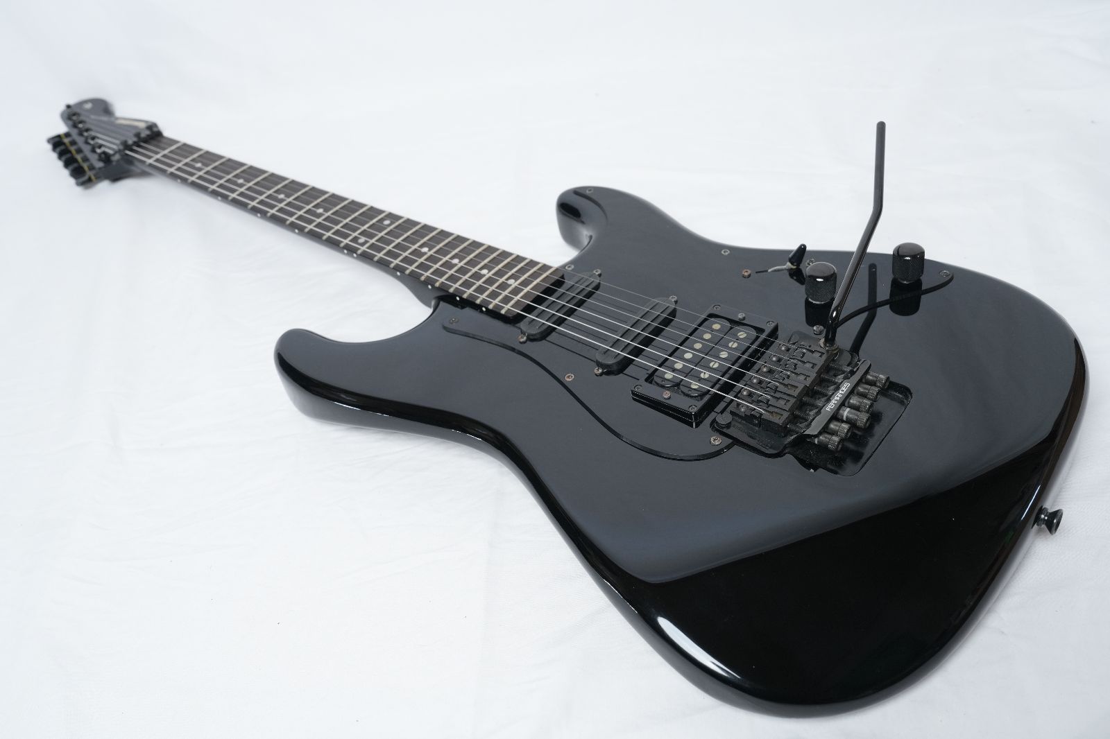 期間限定【ブラックフライデー】ハンドメイド ストラトキャスター 黒 ☆FERNANDES☆FST-65 ALL BLACK THE FUNCTION 日本製 ストラト