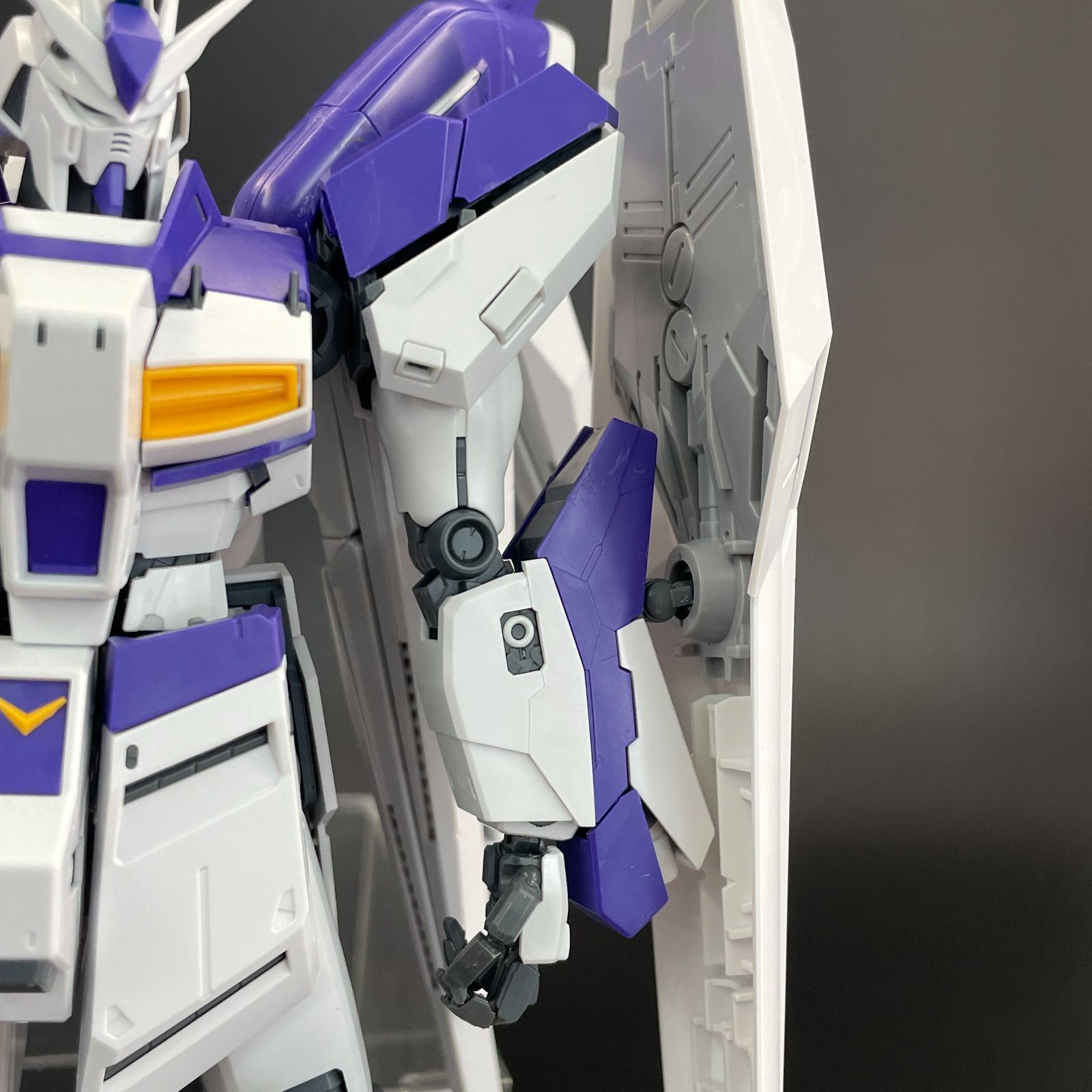 ガンプラ【ジャンク品/キズ、欠品】 MG 1/100 Hi-νガンダム Ver.Ka