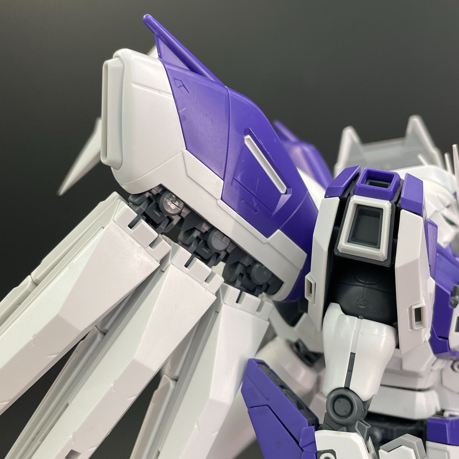 ガンプラ【ジャンク品/キズ、欠品】 MG 1/100 Hi-νガンダム Ver.Ka
