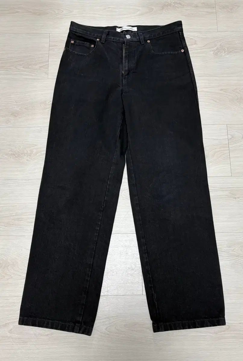 Abelia edoward goucha liberty jeans Bk