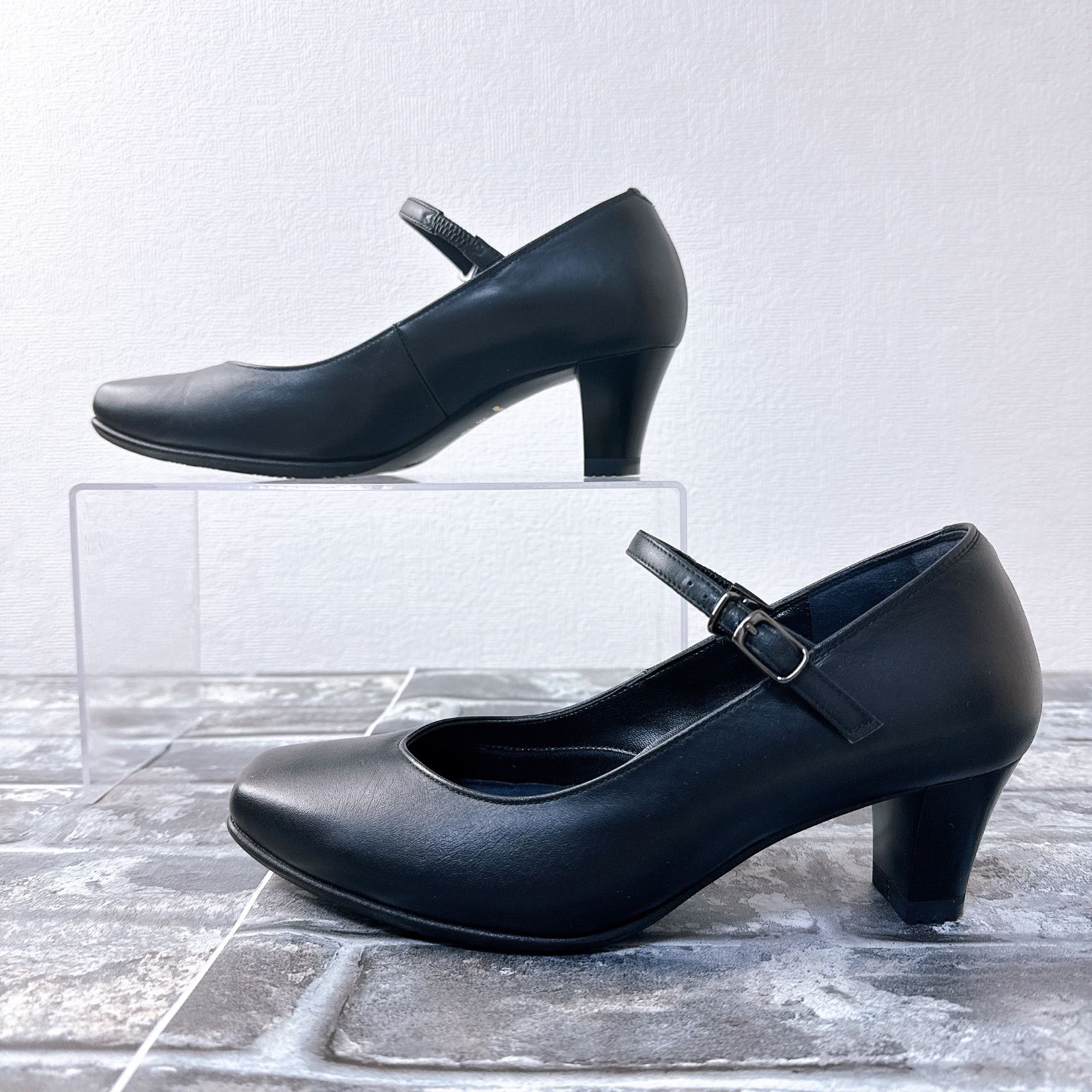 美品】pedala ペダラ 22cm 黒レザーストラップパンプス太ヒール
