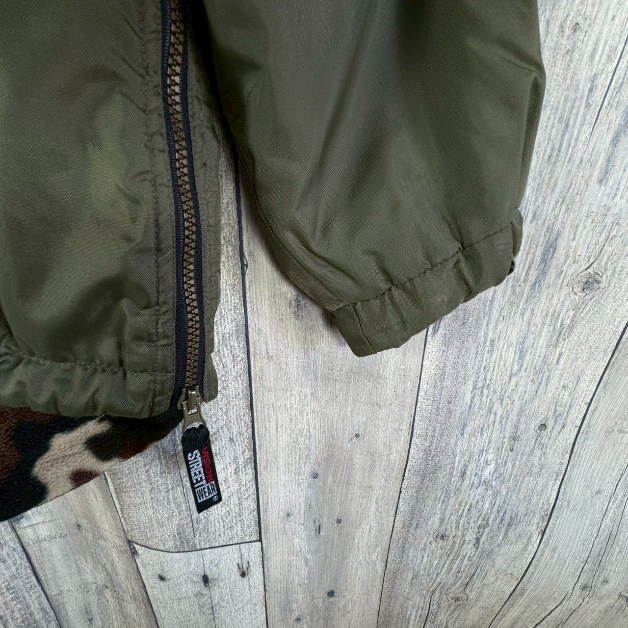 VISION STREET WEAR ビジョン MILITARY COLLECTION ダークグリーン 