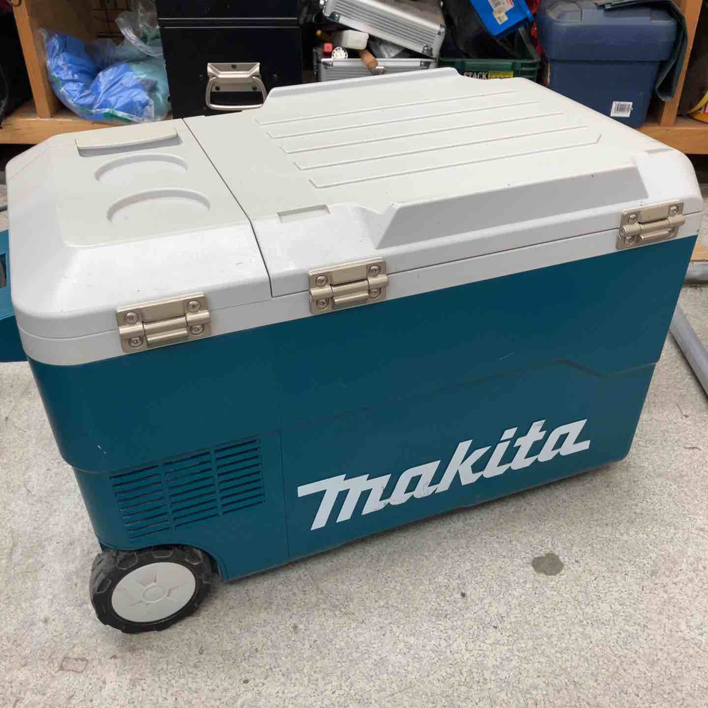 ☆マキタ(makita) コードレス冷温庫 CW180DZ【八潮店】 - メルカリ