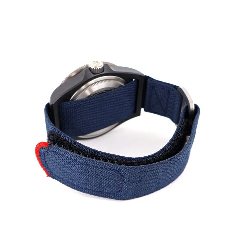 マットブルー文字盤