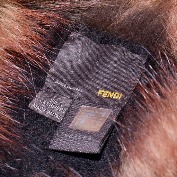 本物 フェンディ 最高級セーブルファー毛皮セレリアリボン付きピュア