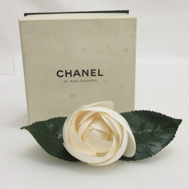 シャネル CHANEL フラワーモチーフ ブローチ コサージュ フランス製