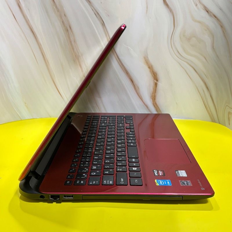 保証付 新品SSD Wi-Fi有 東芝 ノートパソコン T751/T8DR レッド 中古美品 第2世代 Core i7 8GB BD 無線LAN カメラ Windows10 Office 新品高速SSD Wi-Fi有 東芝 ノートパソコン T751/T8DR 赤色 中古美品 第