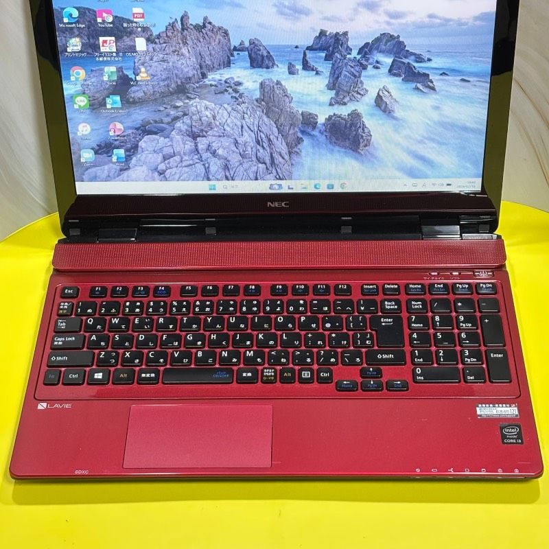 Core i3ノートパソコン【SALE‼】美品✨SSD爆速✨ windows11✨オフィス