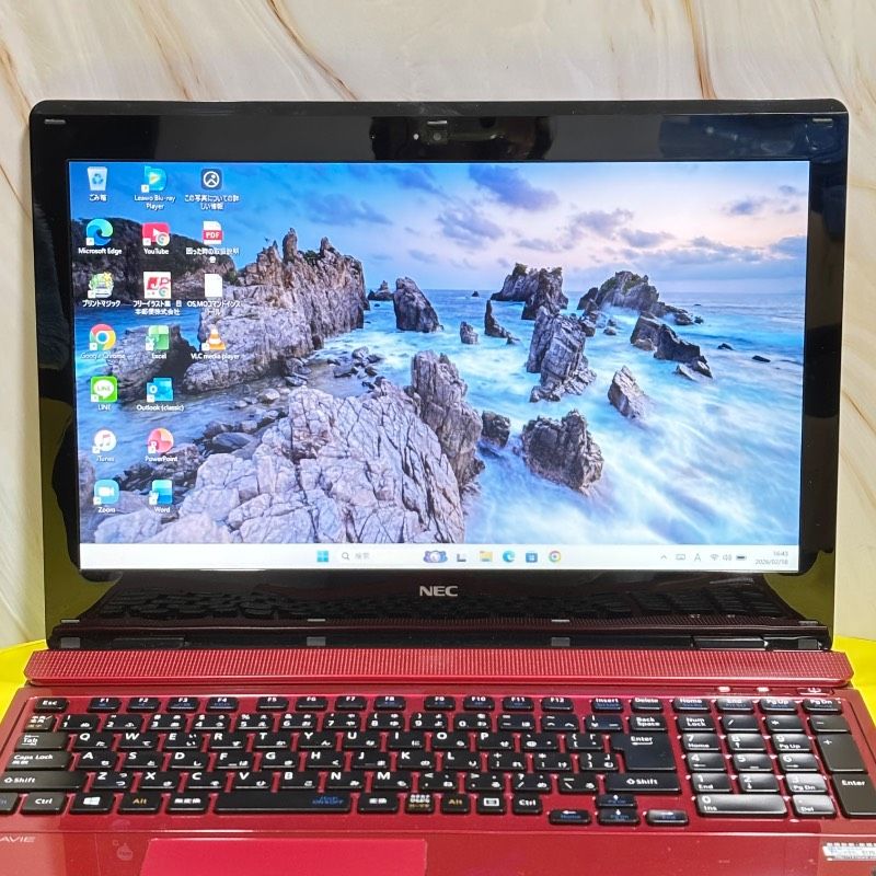 Core i3ノートパソコン【SALE‼】美品✨SSD爆速✨ windows11✨オフィス