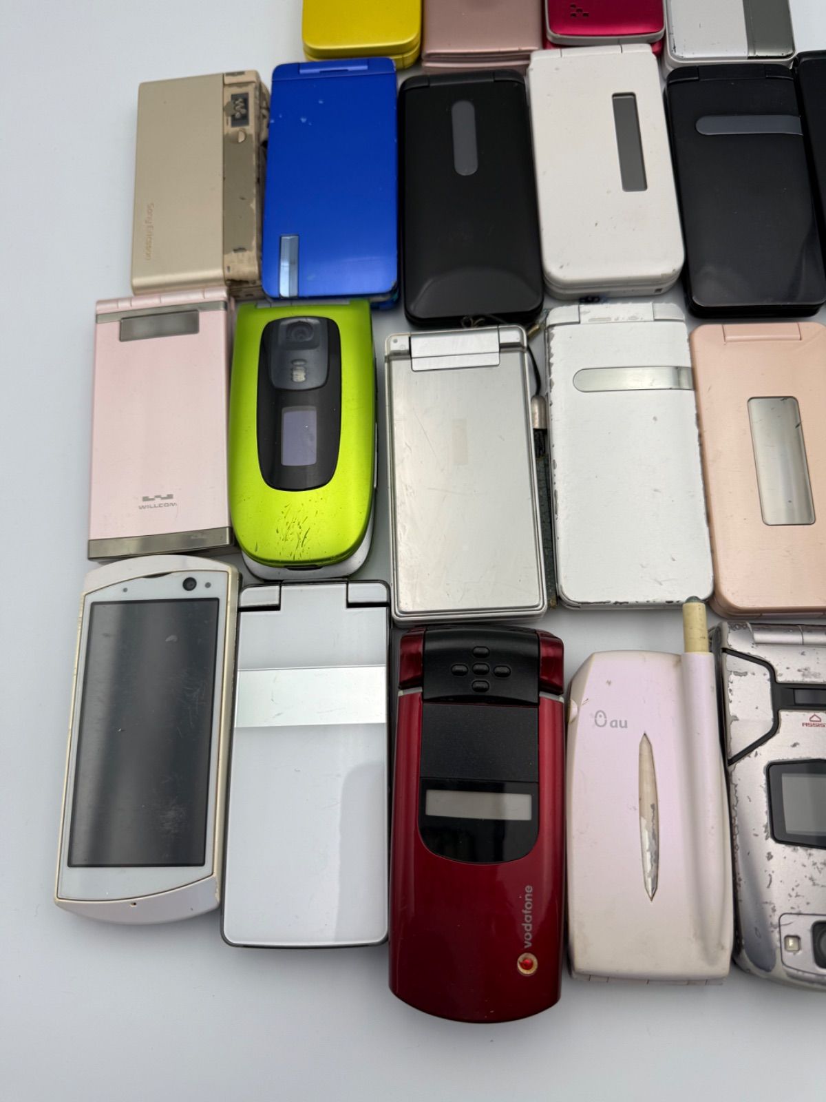 ② ジャンク品 部品取り 携帯電話 ガラケー 25点まとめ売り レトロ携帯