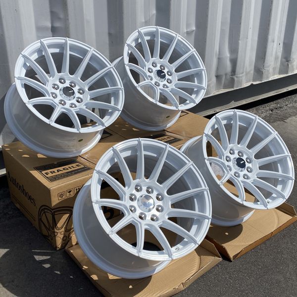 ホワイトカラー 15×8.25J +20 PCD 100 114.3 4穴 15インチホイール4本