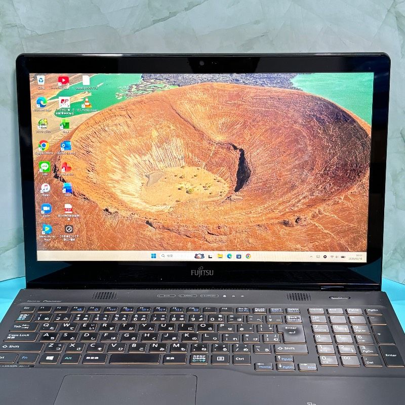 爆速Core i7✨動作良好✨富士通ノートパソコン✨メモリ8GB 新品SSD