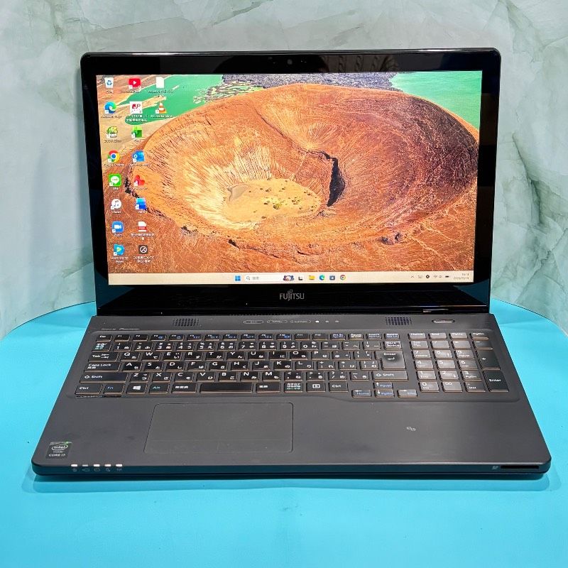 爆速Core i7✨動作良好✨富士通ノートパソコン✨メモリ8GB 新品SSD