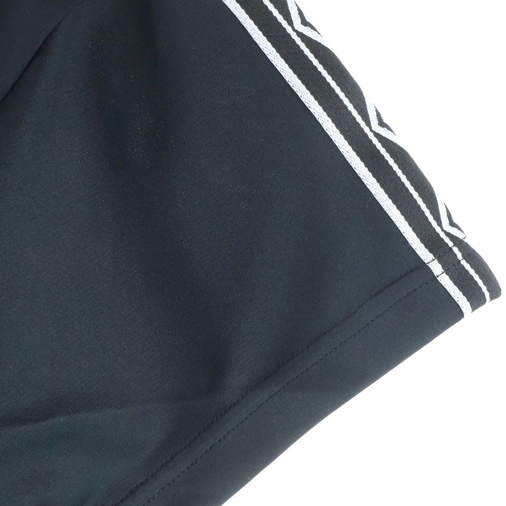 GOD SELECTION XXX (ゴッドセレクショントリプルエックス) ×UMBRO