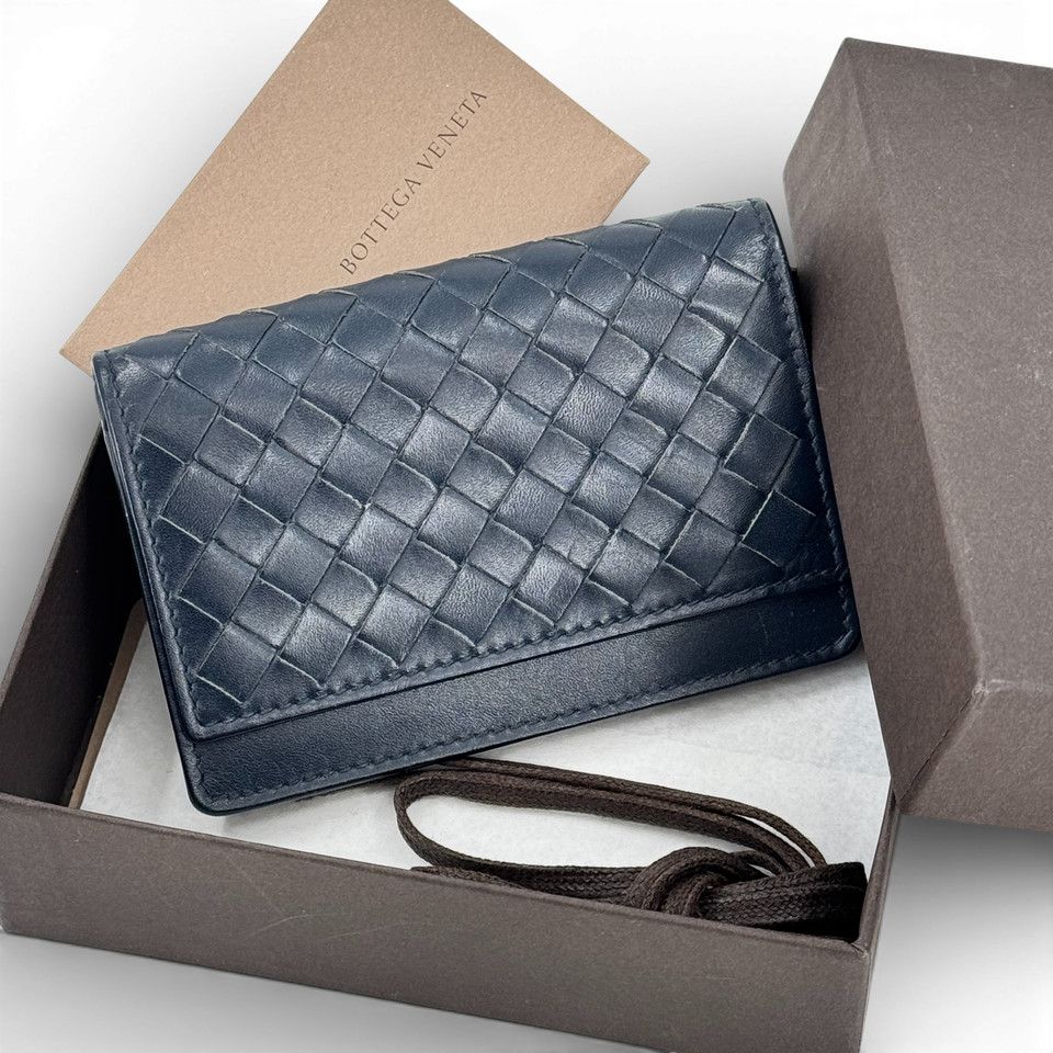 Bottega Veneta イントレチャート ネイビー カードケース - メルカリ