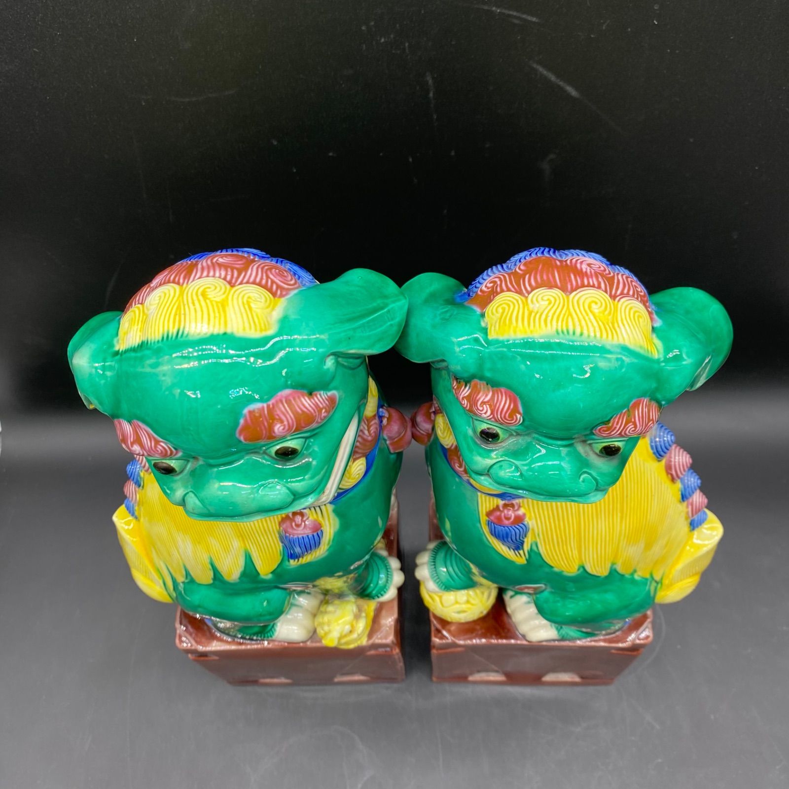 A162＊月末SALE価格27日まで＊【希少】獅子像 一対 狛犬 陶器製 玉獅子