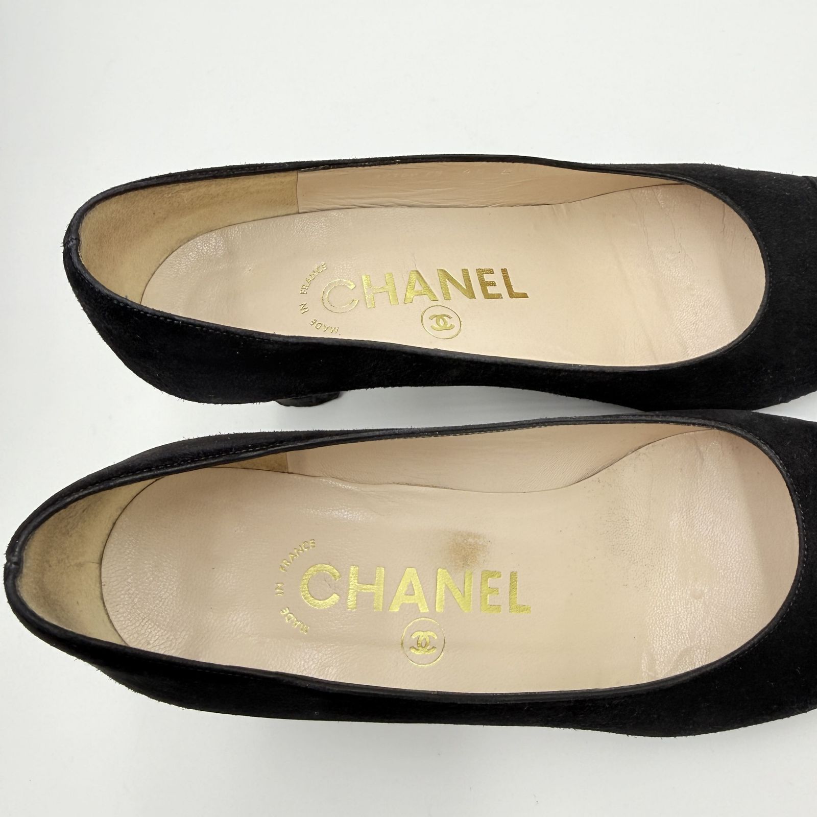 CHANEL（シャネル） ココマーク パンプス スエード ブラック ポイン