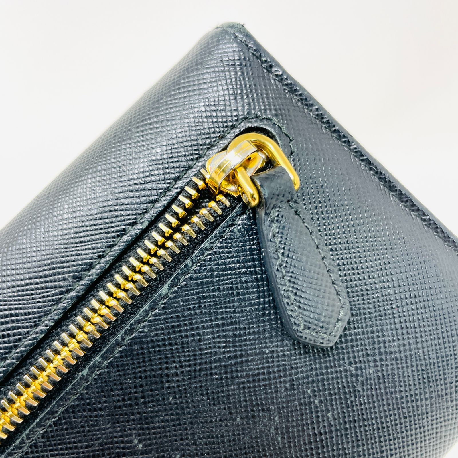 良品】PRADA（プラダ）サフィアーノ レザー マルチカラー フラップ 長 